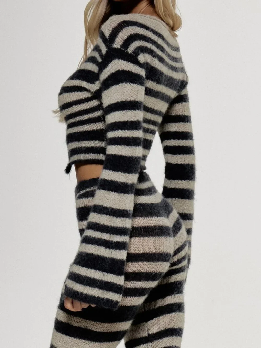Multicolor Casual Women's Slim Fit Fuzzy Striped Button Front Crop Cardigan Top